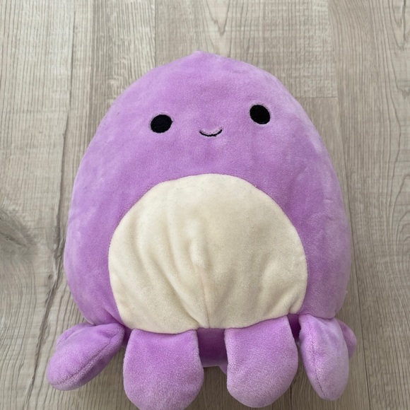 Squishmallow Violet 8 - Picture 1 of 2
